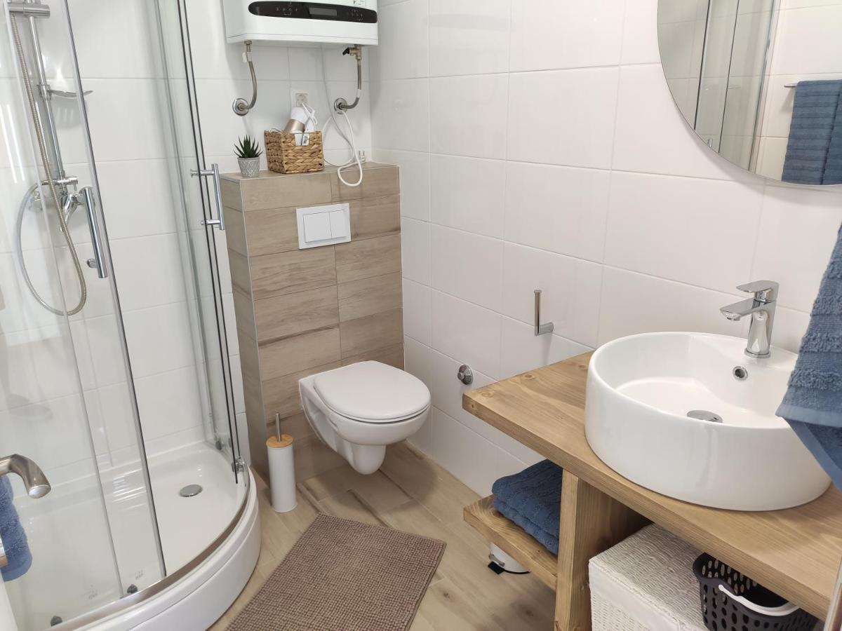 Apartmani Sara 2 Betina  Εξωτερικό φωτογραφία