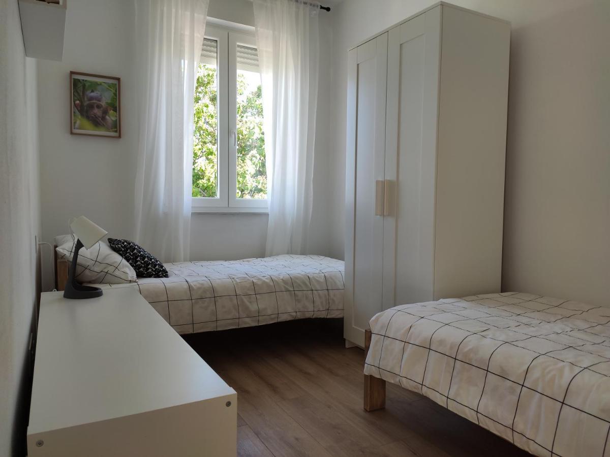 Apartmani Sara 2 Betina  Εξωτερικό φωτογραφία